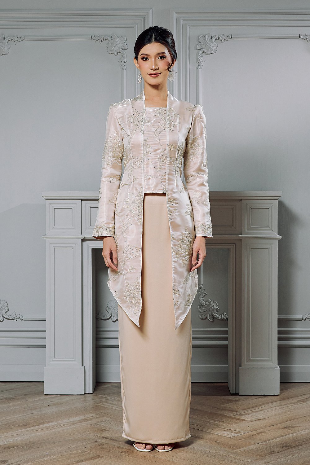 Arabell Kebaya in Champagne