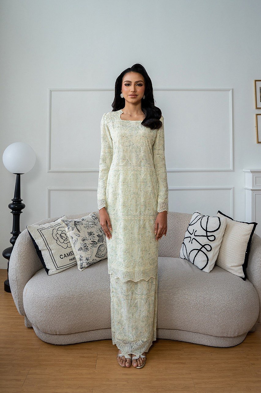 Sandra kurung Modern in Green